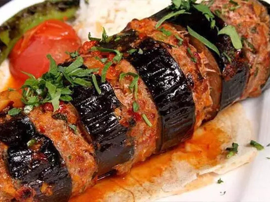 Patlıcanlı Kebap